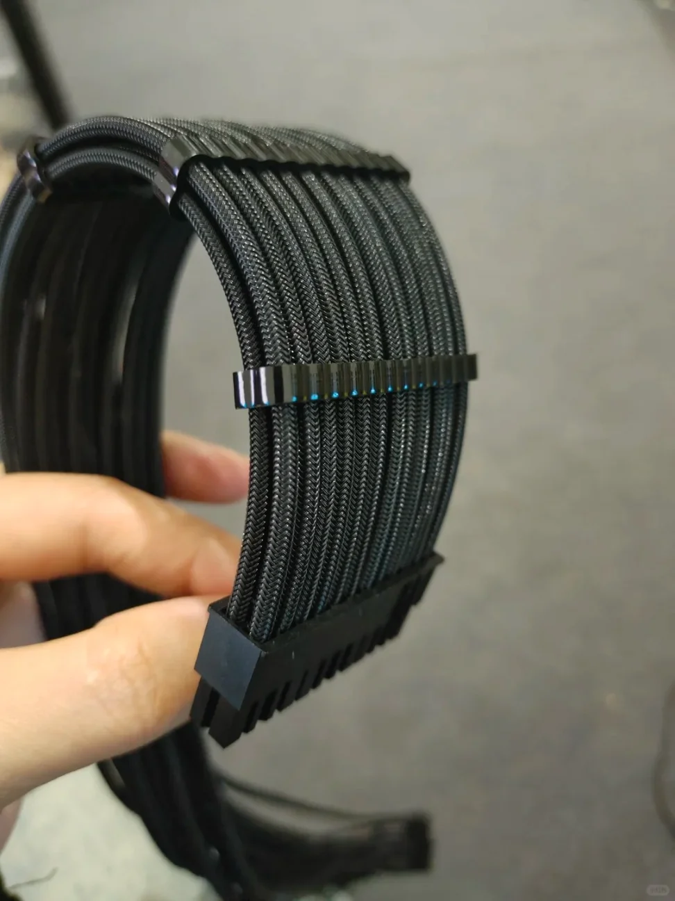 Power supply module cables